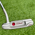 Load image into Gallery viewer, Scotty Cameron 009 Masterful GSS Welded Flow Neck 350G Circle T Putter
