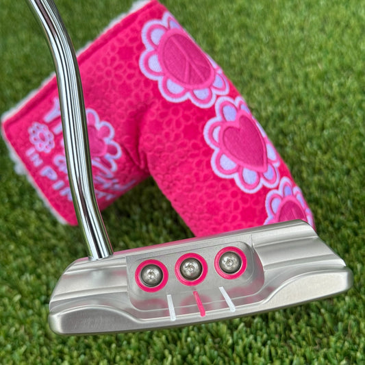 Scotty Cameron 2010 My Girl Pretty In Pink Squareback Putter