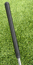 Load image into Gallery viewer, Scotty Cameron Leather Stitch Back Grip W/ Double Circle T shaft bands
