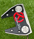 Load image into Gallery viewer, Scotty Cameron Tour Welded Neck Phantom T7.2 350G Circle T
