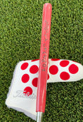 Load image into Gallery viewer, ✨2013 Grip In Plastic Squareback Limited Release 1/750 Putters✨
