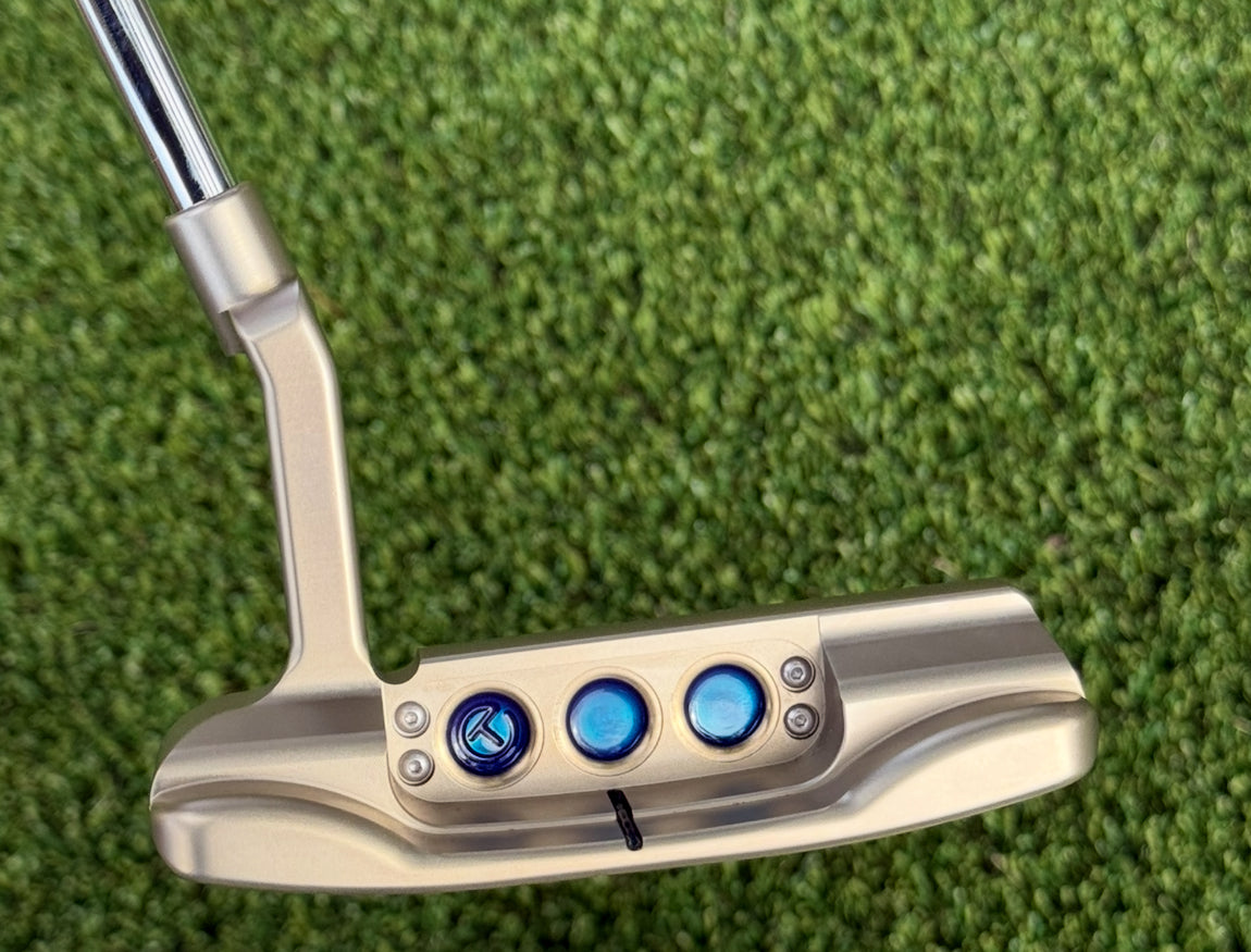 ✨Chromatic Bronze Concept 1 360G Circle T Putter✨