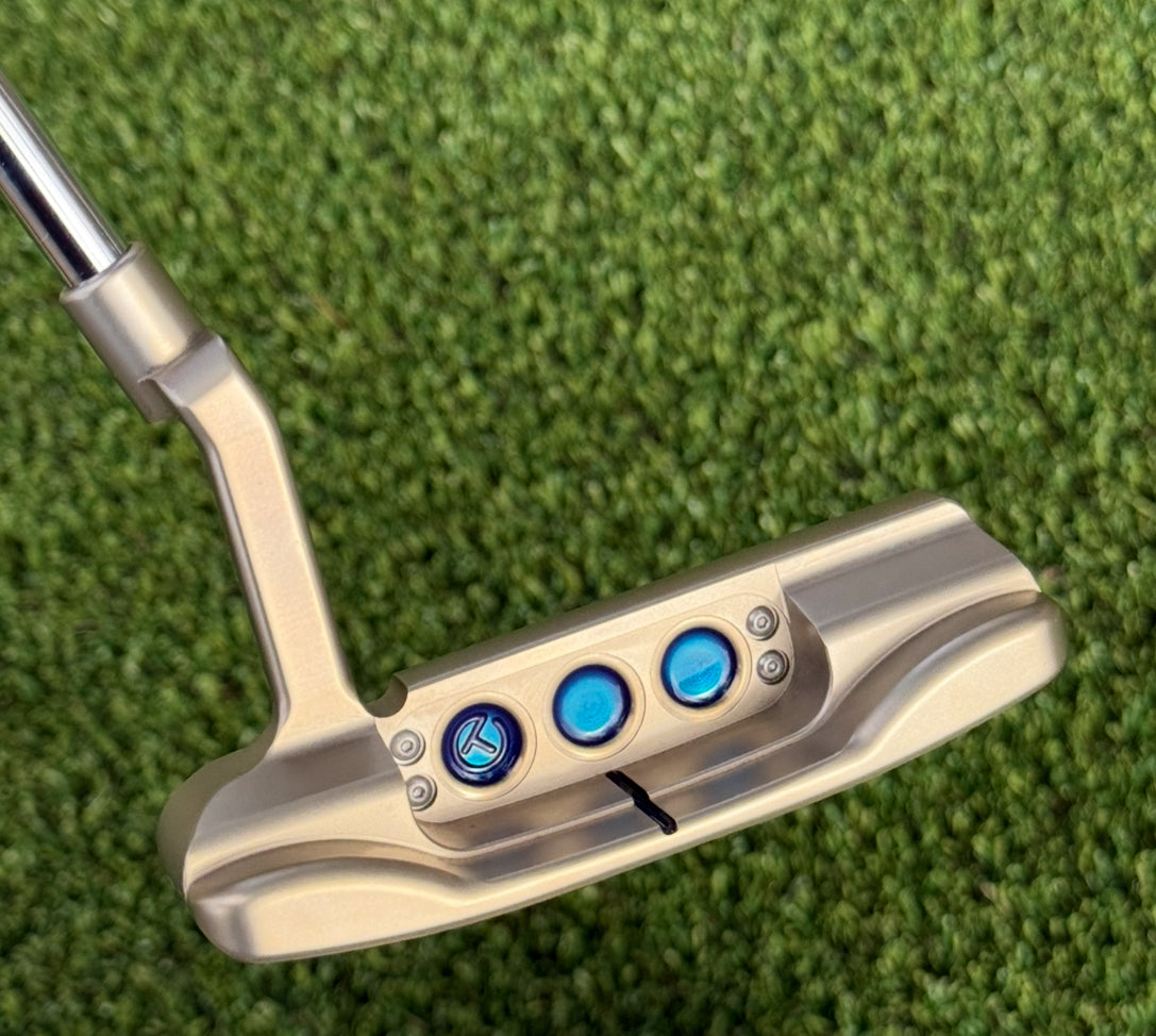 ✨Chromatic Bronze Concept 1 360G Circle T Putter✨