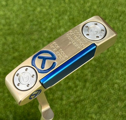 ✨Chromatic Bronze Concept 1 360G Circle T Putter✨