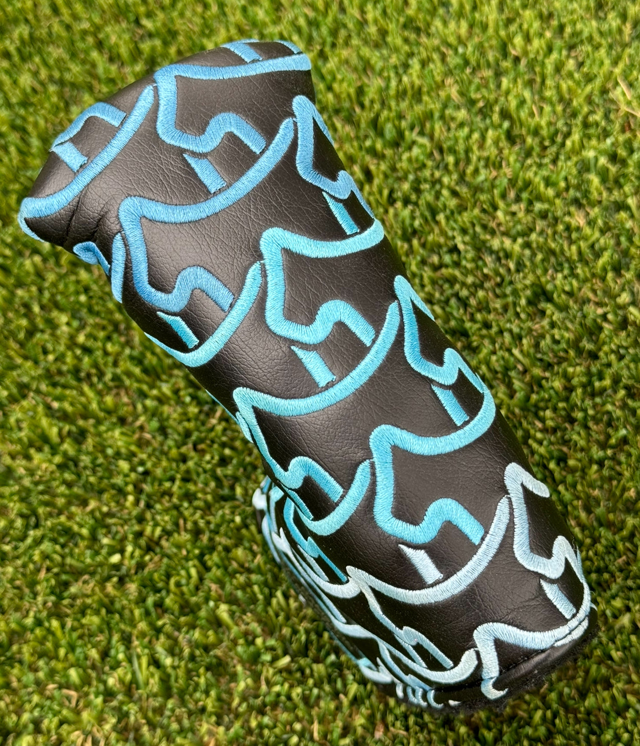 Scotty Cameron Limited Blue Wave Hand Crafted Gallery Only Blade Headcover