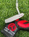 Load image into Gallery viewer, Scotty Cameron 009 Masterful SSS 350G Circle T Putter
