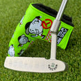 Load image into Gallery viewer, Scotty Cameron 009 Masterful SSS 350G Hot Head Harry and Jester Circle T Putter
