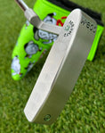 Load image into Gallery viewer, Scotty Cameron 009 Masterful SSS 350G Hot Head Harry and Jester Circle T Putter
