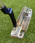 Load image into Gallery viewer, Scotty Cameron 009M Beached Welded Two Tone Hot Head Harry, Jesters Circle T Putter
