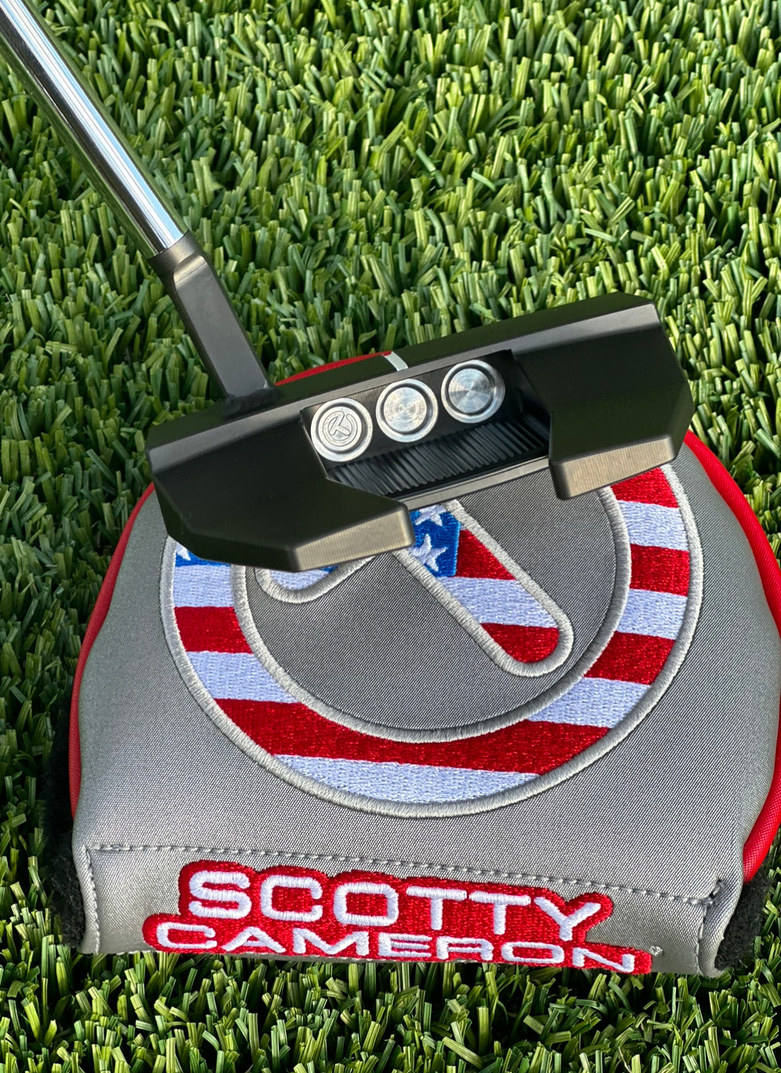 Scotty Cameron Tour Black Welded Neck Phantom X T5.5 Circle T Putter