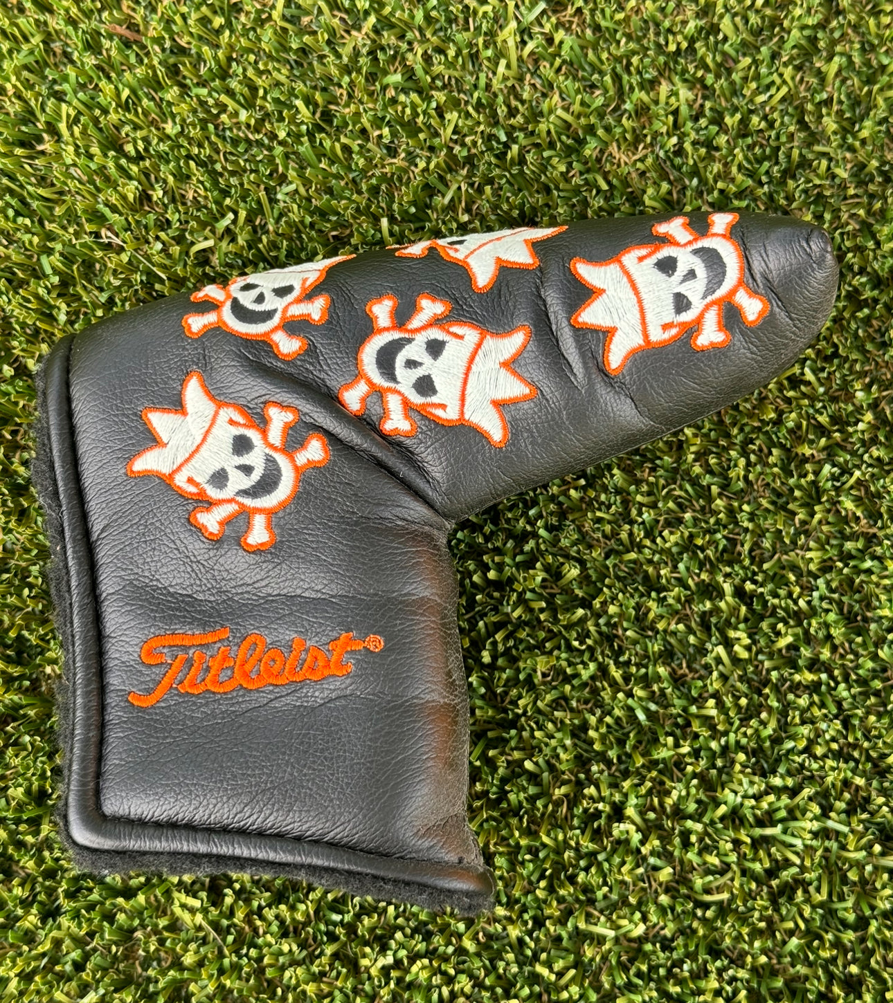 Scotty cameron 2007 Skulls and Bones Blade Headcover