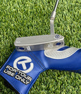 Load image into Gallery viewer, Scotty Cameron Tour Newport 2 SSS Select 360G Circle T Putter
