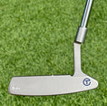 Load image into Gallery viewer, Scotty Cameron Tour Newport 2 SSS Select 360G Circle T Putter
