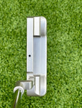 Load image into Gallery viewer, Scotty Cameron Tour Super Rat 1 Masterful GSS 360G Circle T Putter
