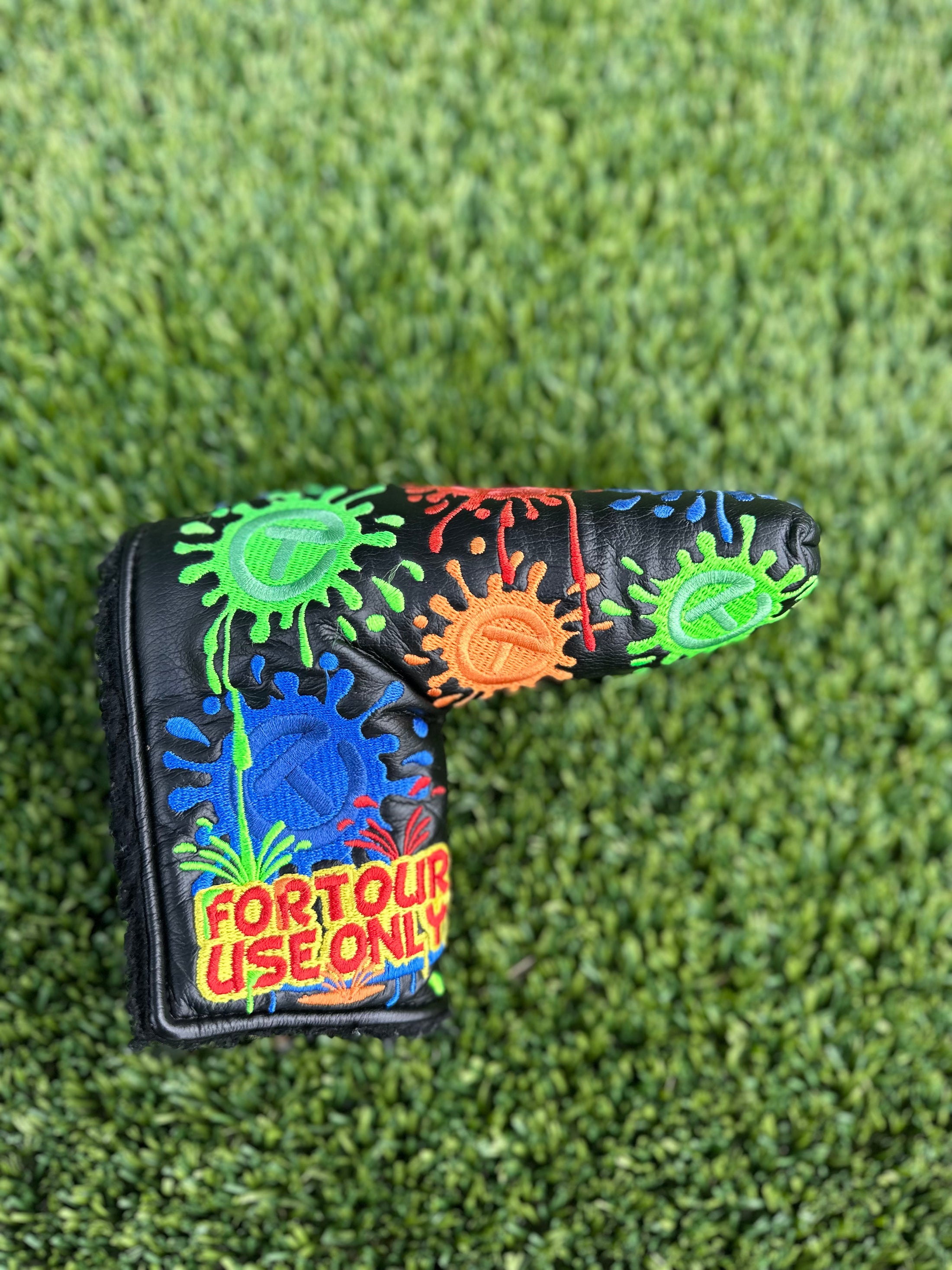 Scotty Cameron Paint Splash Black Circle T Headcover