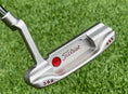 Load image into Gallery viewer, Scotty Cameron Tour Newport Cherry Bomb Titleist 350G Circle T
