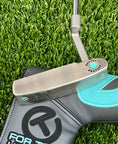 Load image into Gallery viewer, Scotty Cameron 009M Tiffany GSS SMOOTH FACE 350G Circle T
