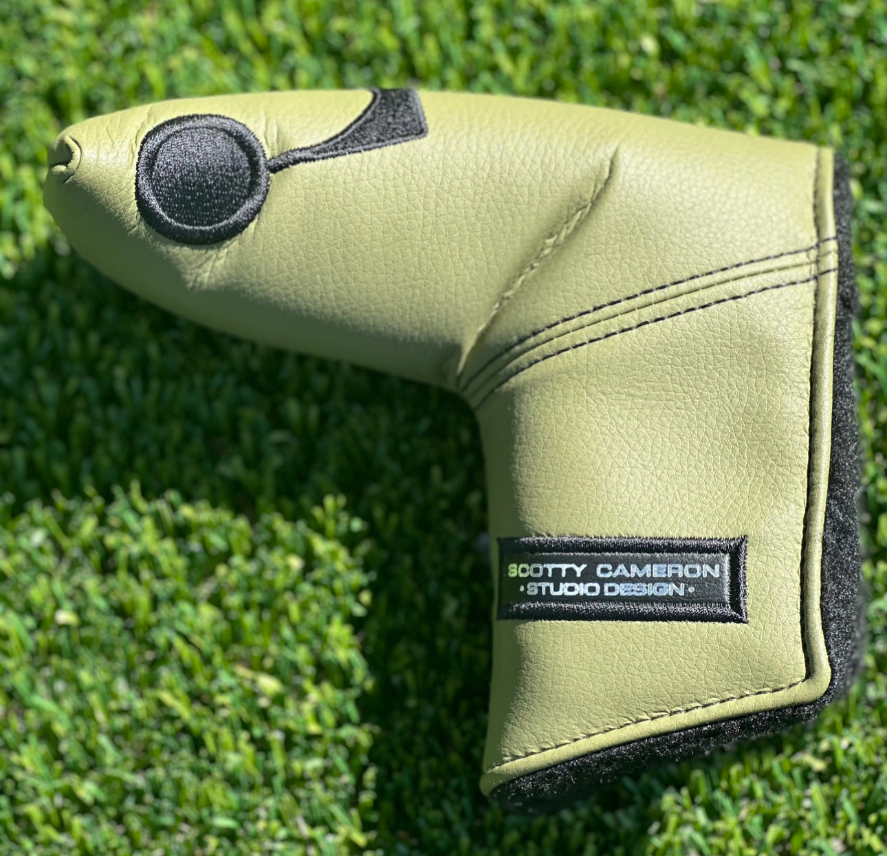 Scotty Cameron OIive Green Studio Design Crown Headcover Blade