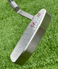 Load image into Gallery viewer, Scotty Cameron Tri Sole Newport 2 SSS 350G Circle T
