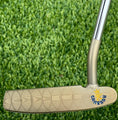 Load image into Gallery viewer, Scotty Cameron King Peace Surfer Tour 009M 1.5 Welded Flow Neck Chromatic Bronze 350G Circle T
