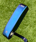Load image into Gallery viewer, Scotty Cameron Tour 009M Welded Long Neck Chromatic Blue 350G Circle T
