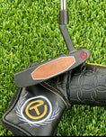 Load image into Gallery viewer, Scotty Cameron Tour Black T22 Newport 360G Circle T Putter
