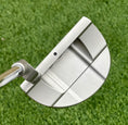 Load image into Gallery viewer, Scotty Cameron Tour Welded Neck Button Back F 5.5 Circle T Putter

