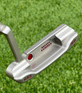 Load image into Gallery viewer, Scotty Cameron 009 Masterful GSS Cherry Bomb 350G Circle T putter
