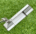 Load image into Gallery viewer, Scotty Cameron Tour Newport 2 T22 Raw SSS 350G Circle T
