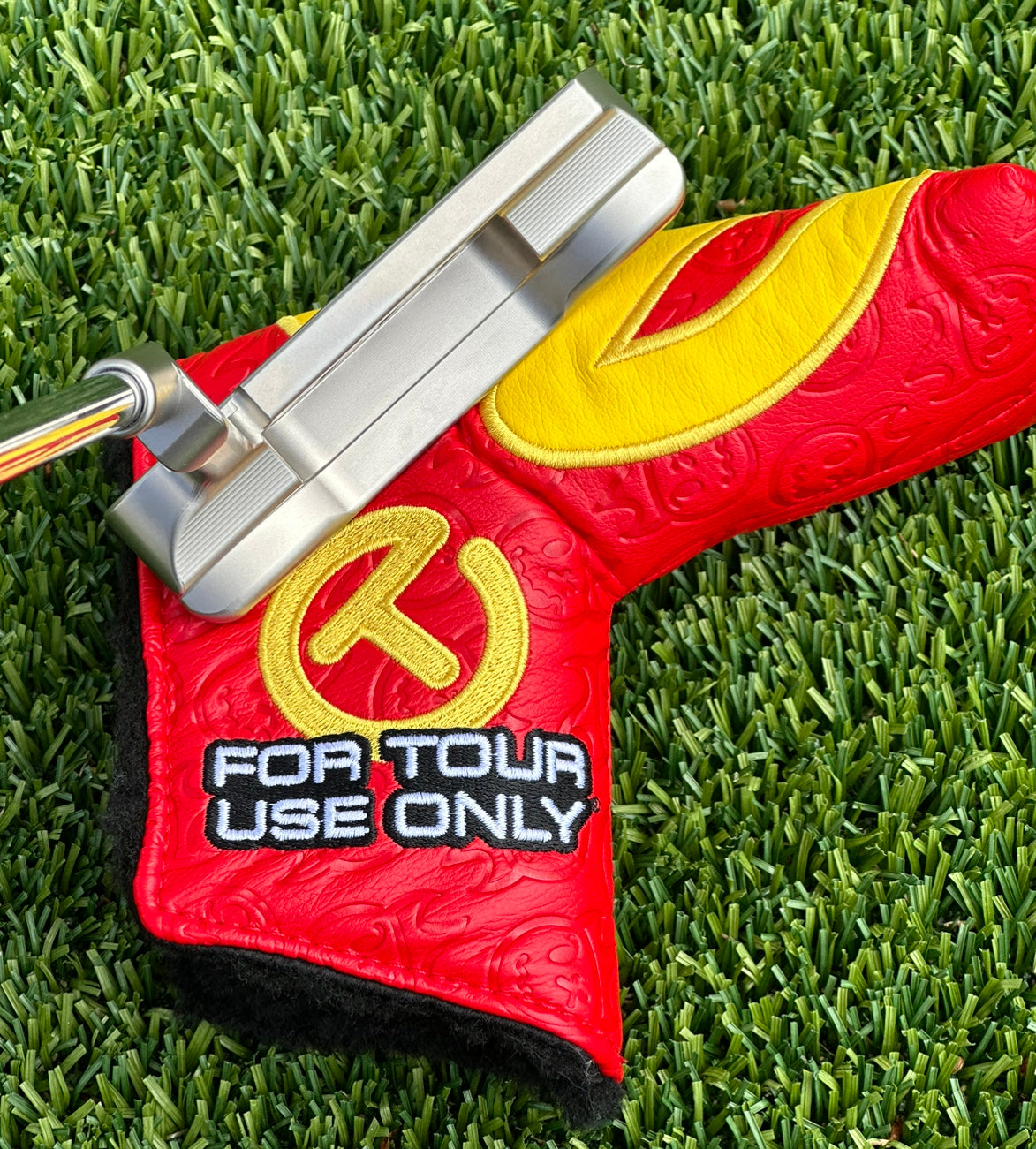 Scotty Cameron Tour Masterful Button Back 360G SSS Circle T Putter