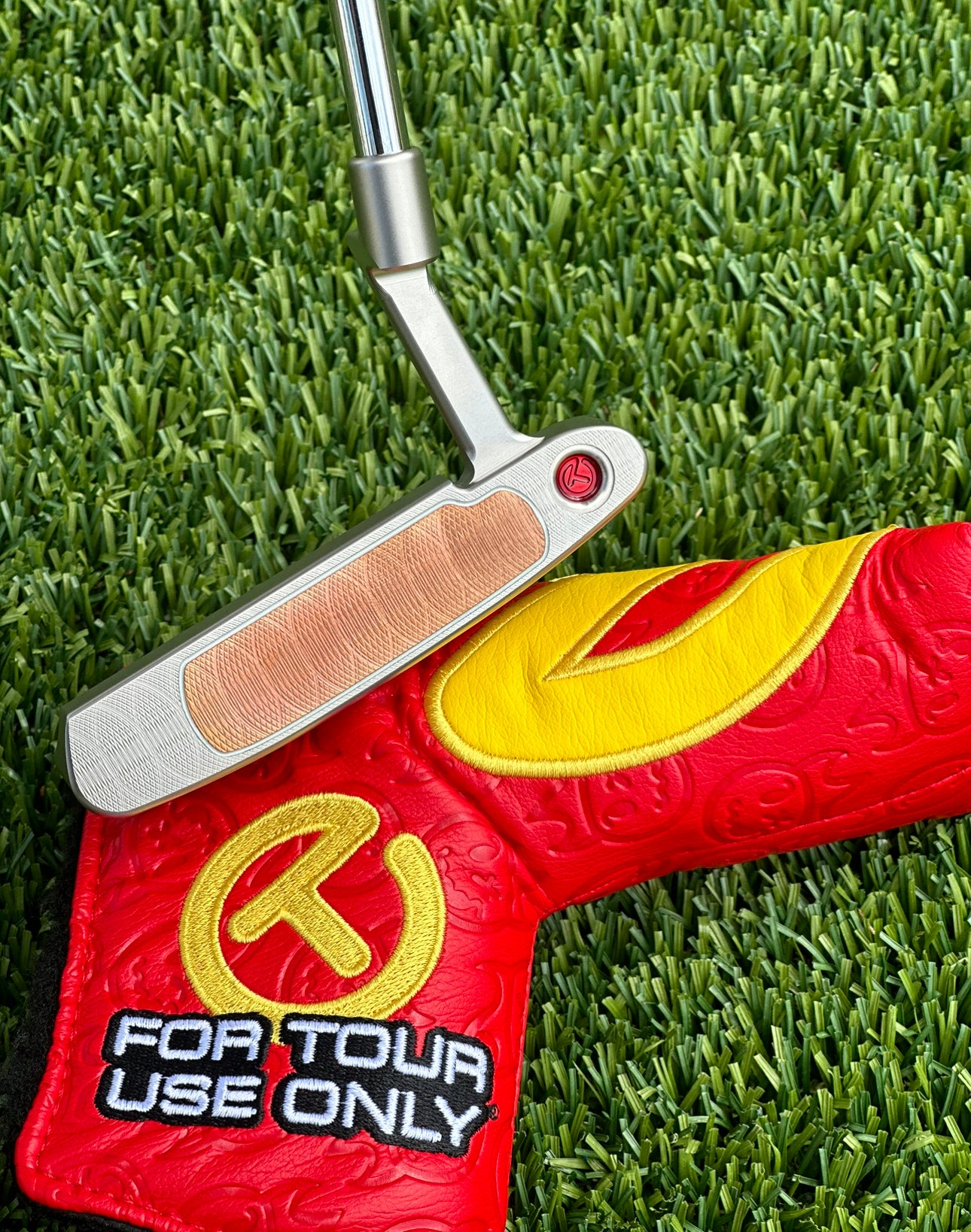 Scotty Cameron Tour Masterful Button Back 360G SSS Circle T Putter
