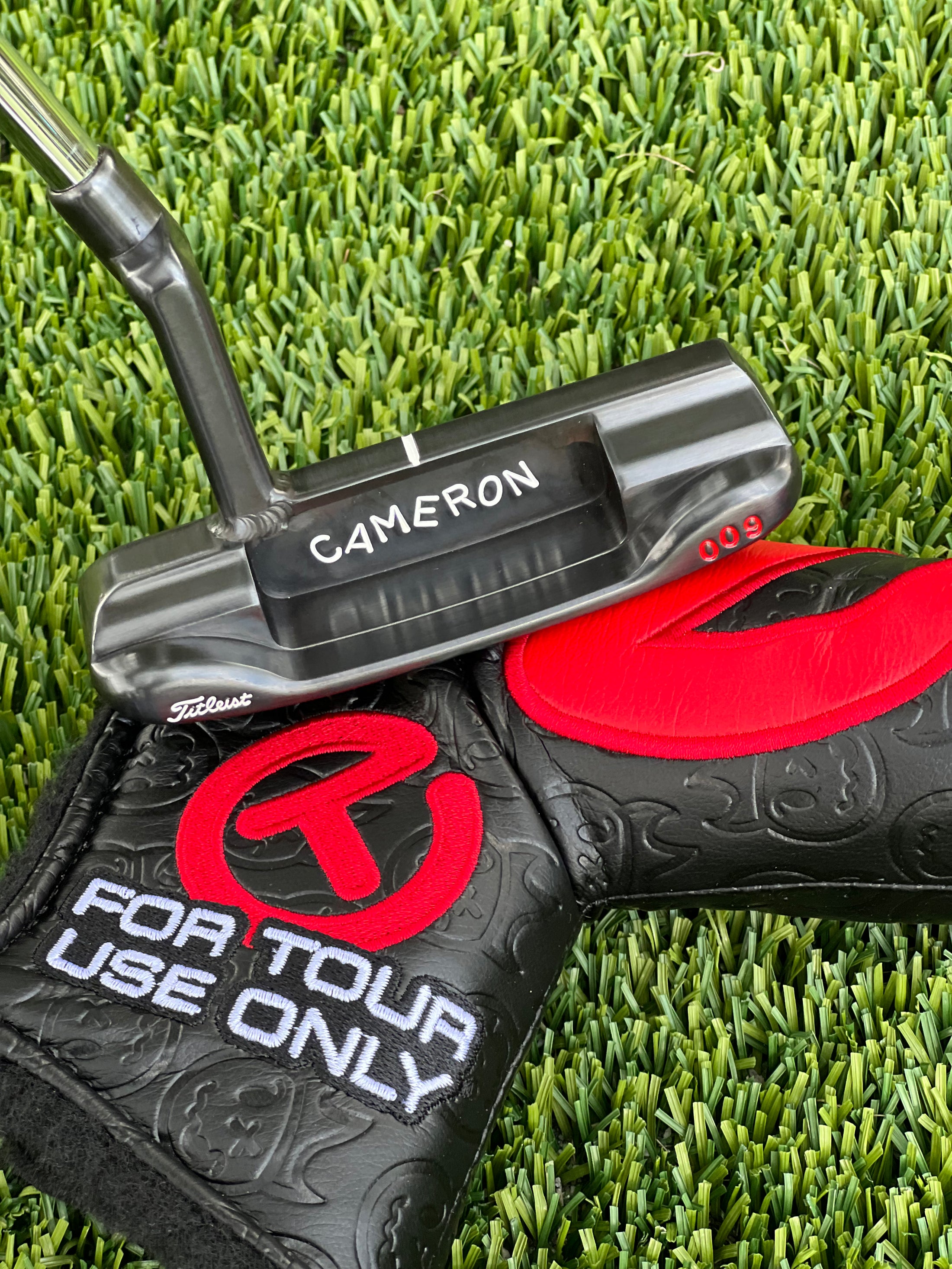 Scotty Cameron Circle T 009 Prototype Welded Neck Carbon 350G