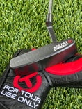 Load image into Gallery viewer, Scotty Cameron Circle T 009 Prototype Welded Neck Carbon 350G
