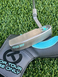 Load image into Gallery viewer, Scotty Cameron Tiffany GSS 009 Masterful Smooth Face 350G Circle T
