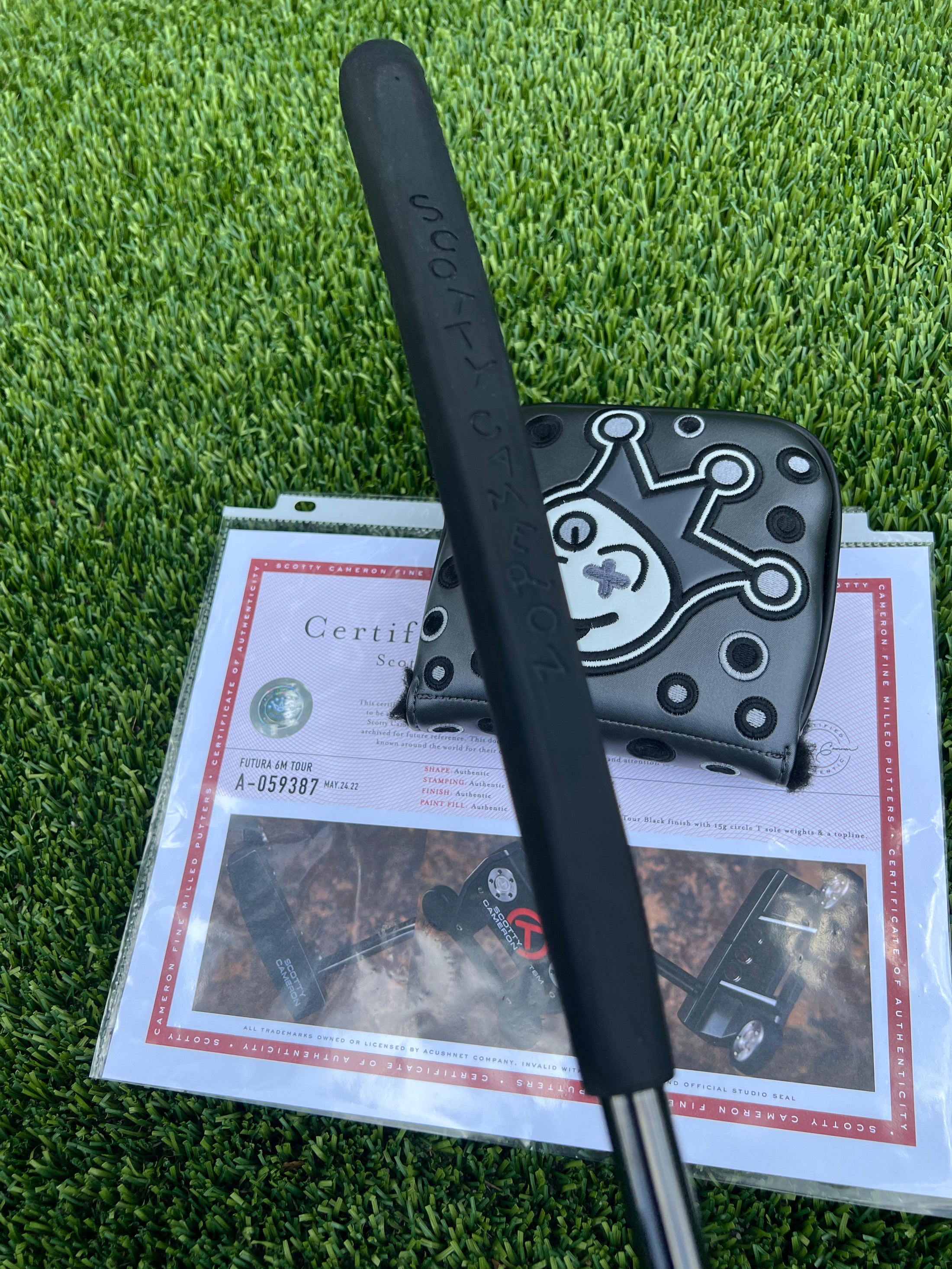 Scotty Cameron Tour Black Futura T6M Circle T