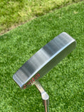 Load image into Gallery viewer, Scotty Cameron Circle T Timeless Newport 2 GSS 350G
