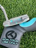 Load image into Gallery viewer, Scotty Cameron Tiffany GSS 009 Masterful Smooth Face 350G Circle T
