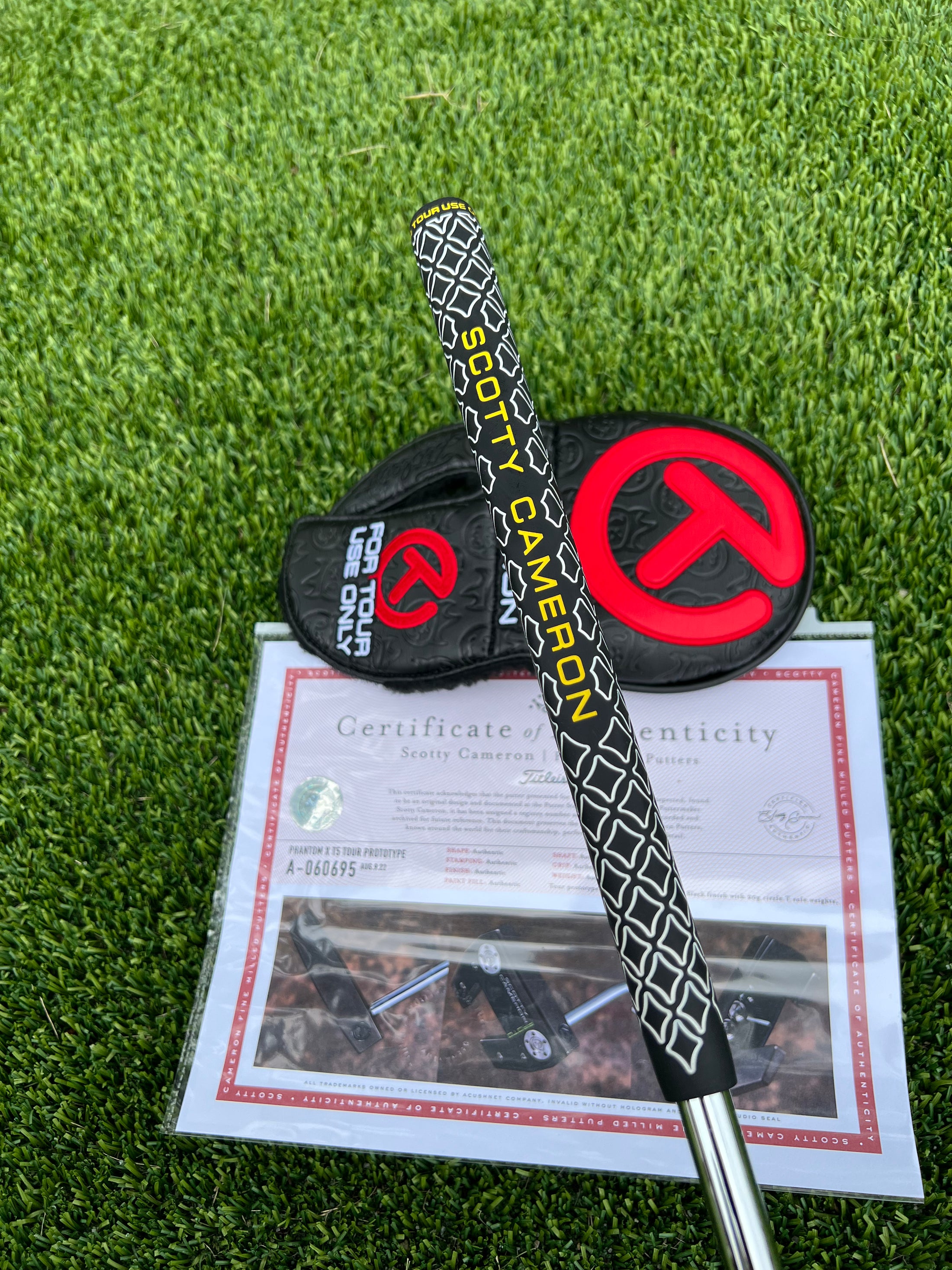 Scotty Cameron Circle T Phantom X T5 360G