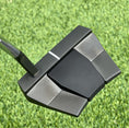 Load image into Gallery viewer, Scotty Cameron Circle T Tour Black Phantom T 9.5
